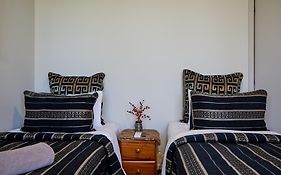 Willowbank Motel